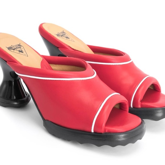 John Fluevog Shoes - John Fluevog DEDE
OPEN TOE MULE HEEL